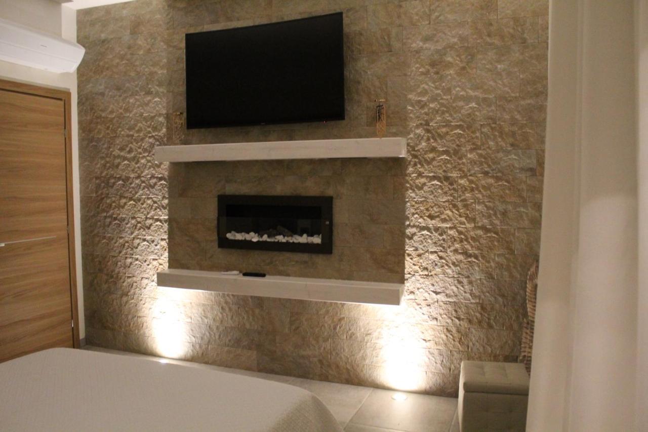 Villa Martina Luxury Rooms Ντεζεντσάνο ντελ Γκάρντα Εξωτερικό φωτογραφία