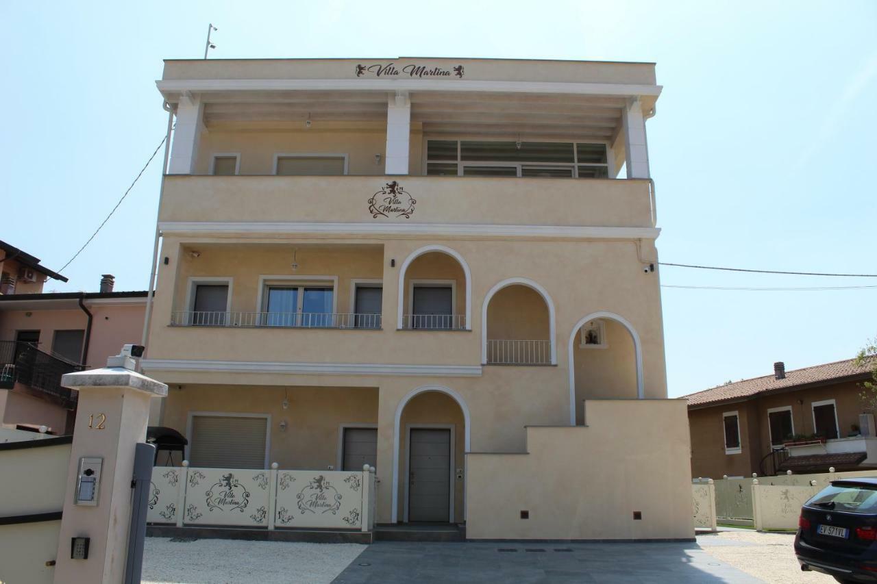 Villa Martina Luxury Rooms Ντεζεντσάνο ντελ Γκάρντα Εξωτερικό φωτογραφία
